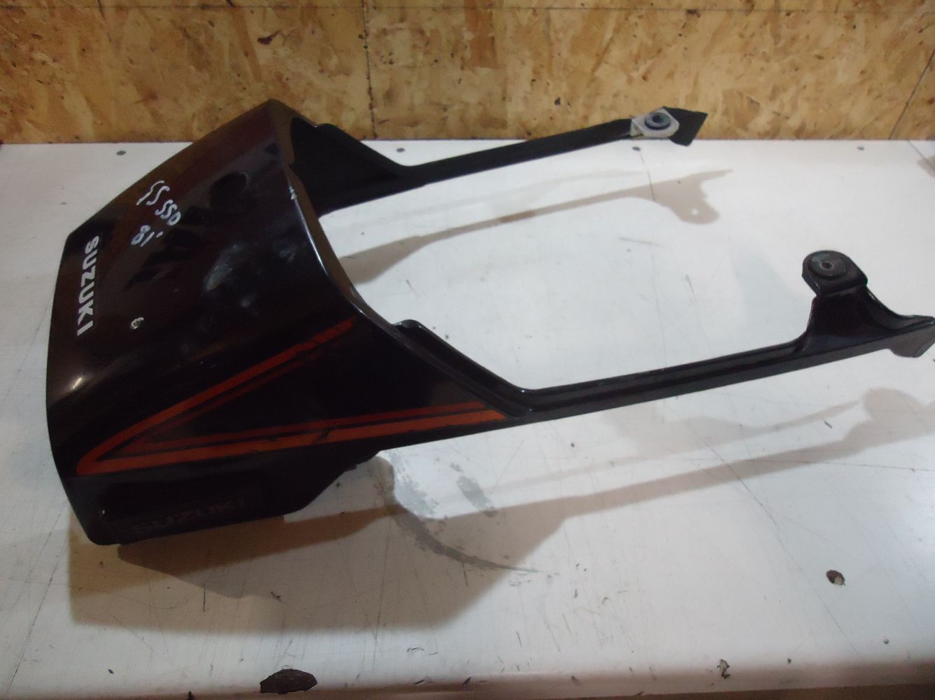 Suzuki GS550E Rear Seat Fairing