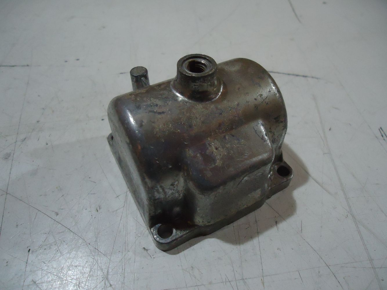 Suzuki GS550E Carb Float Bowl GS550 Carburettor