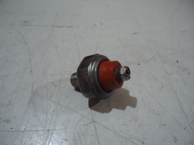 Honda VF500F Engine Oil Pressure Switch