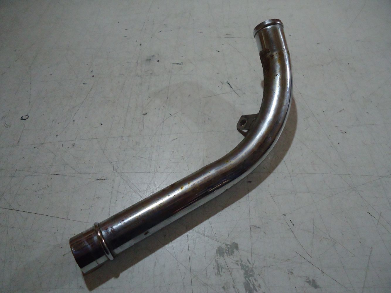 Honda VF1000F Engine Water Pipe