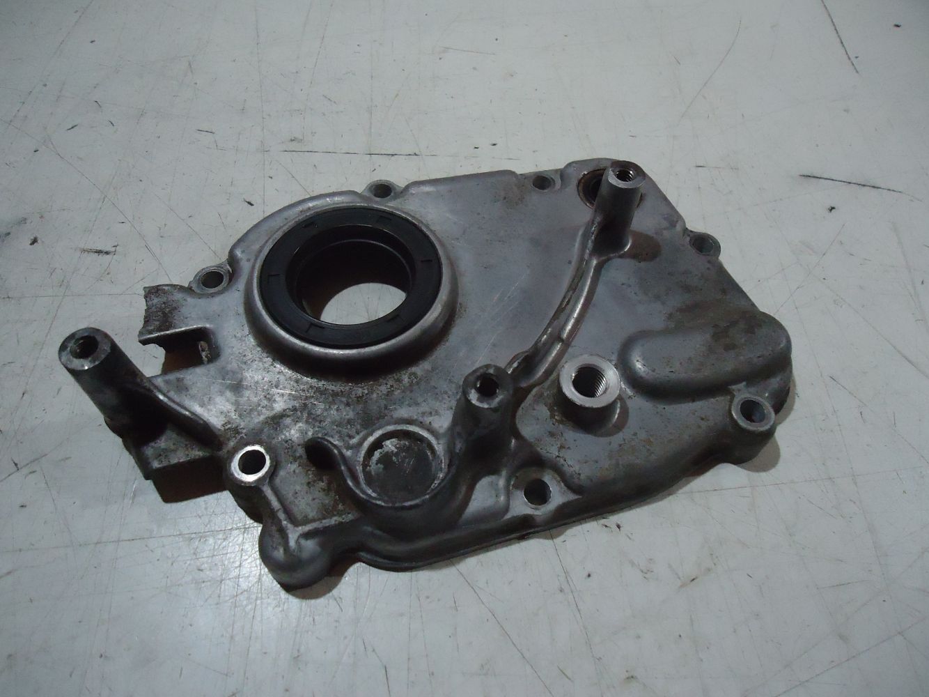 Kawasaki GPX400R Engine Transmission Gearbox Cover Casing