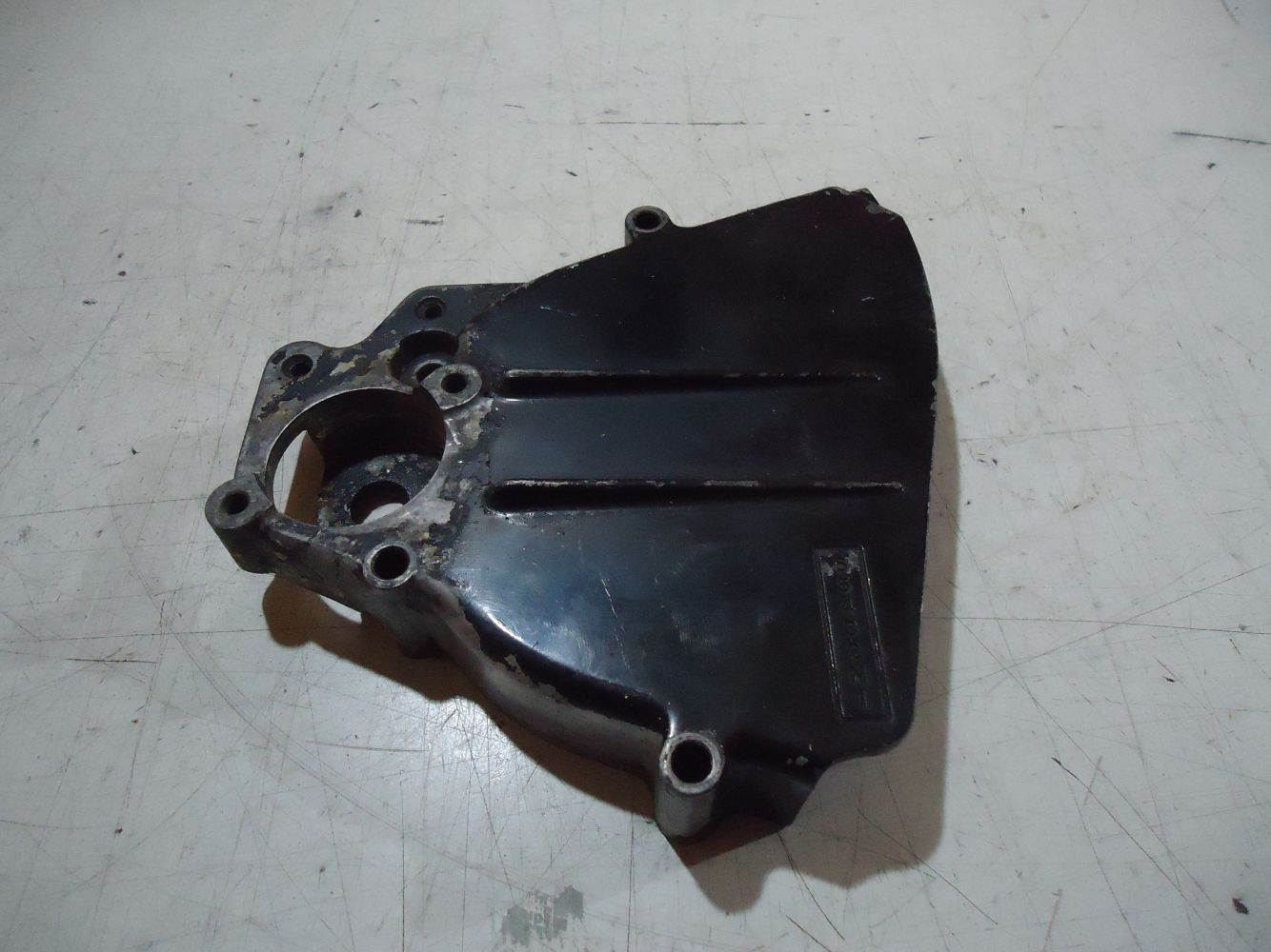 Kawasaki GPX750R Engine Sprocket Cover