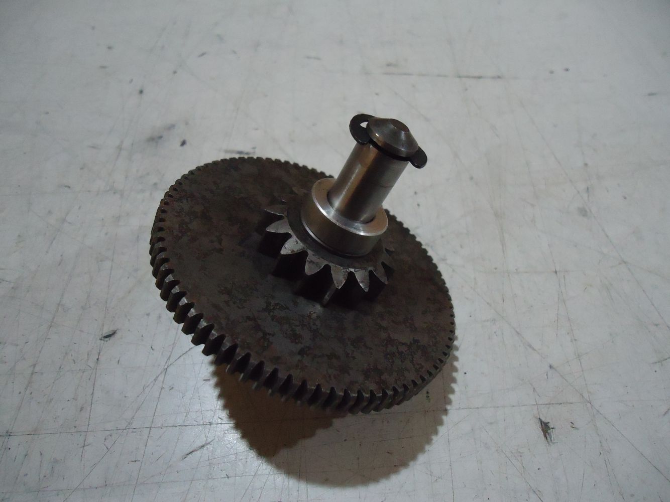 Kawasaki GPX750R Engine Starter Idler Gear