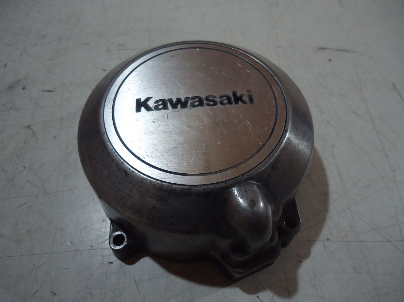 Kawasaki GT550 Engine Alternator Generator Cover Casing