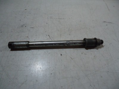 Kawasaki GT550 Front Wheel Spindle Axle