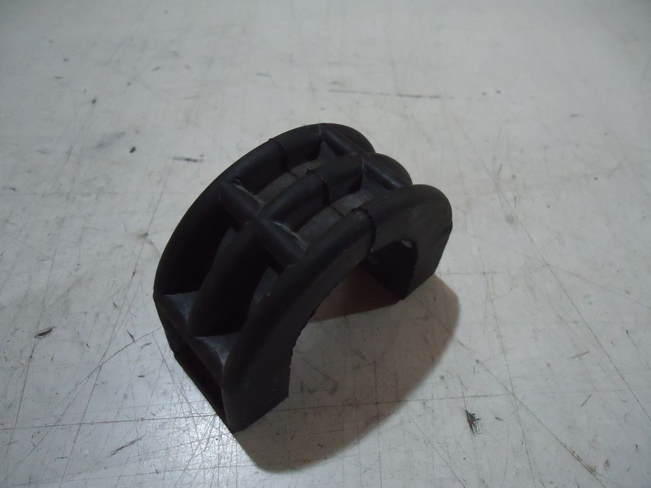 Kawasaki GT550 Fuel Tank Mount Rubber