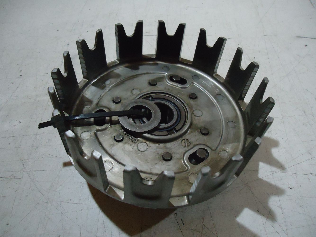 Kawasaki GPZ600R Clutch Basket