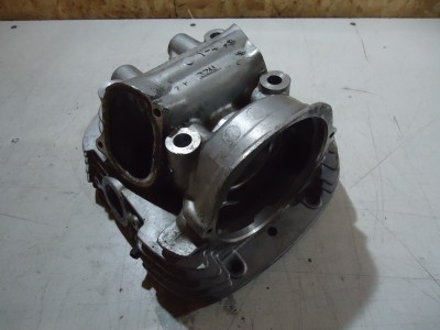 Yamaha XV500 Virago Engine Cylinder Head