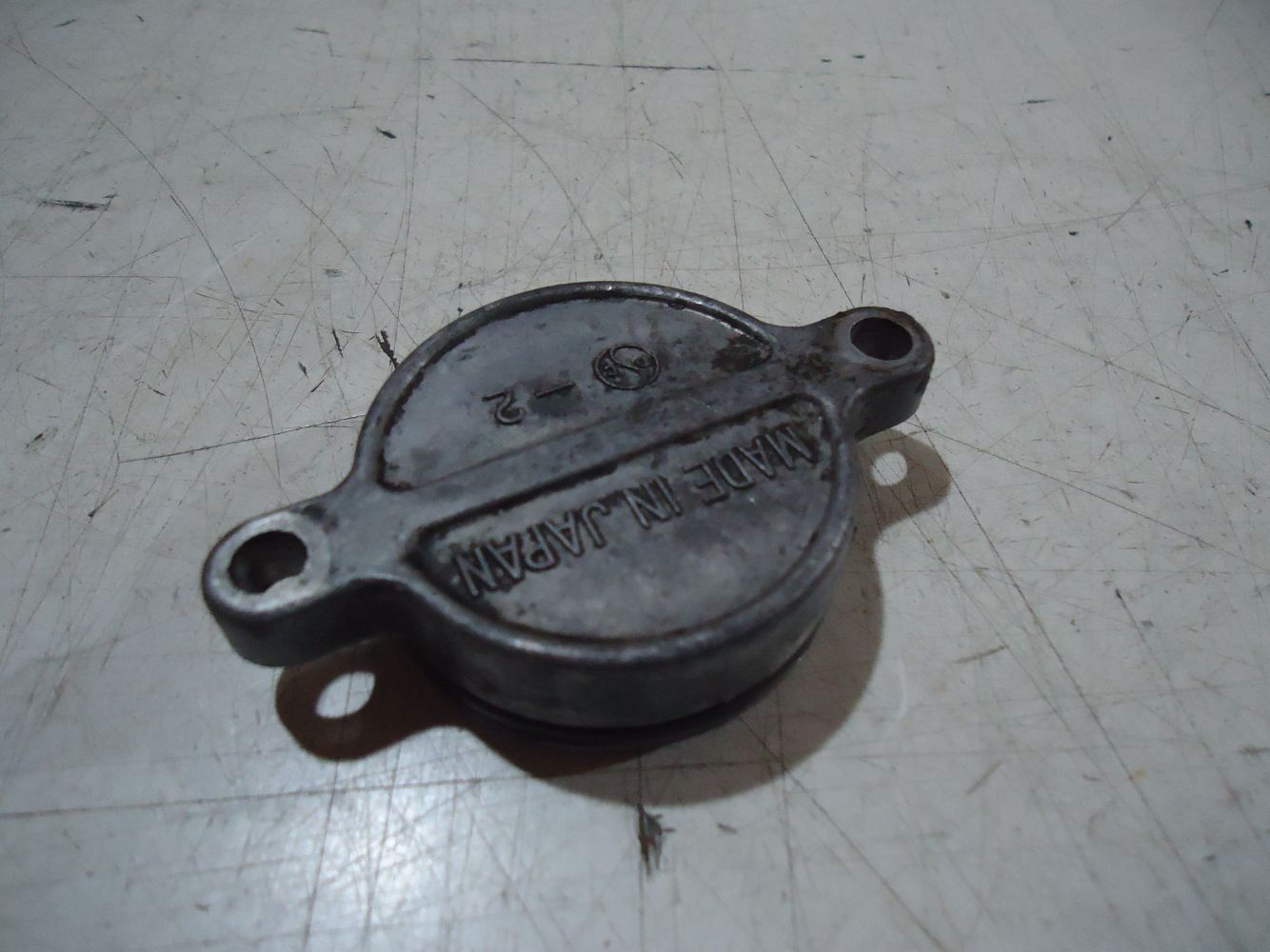 Kawasaki GPZ750R1 Engine Secondary Shaft Cover Cap GPZ750