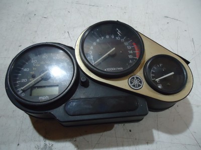 Yamaha FZS600 Fazer Clocks Instrument Panel