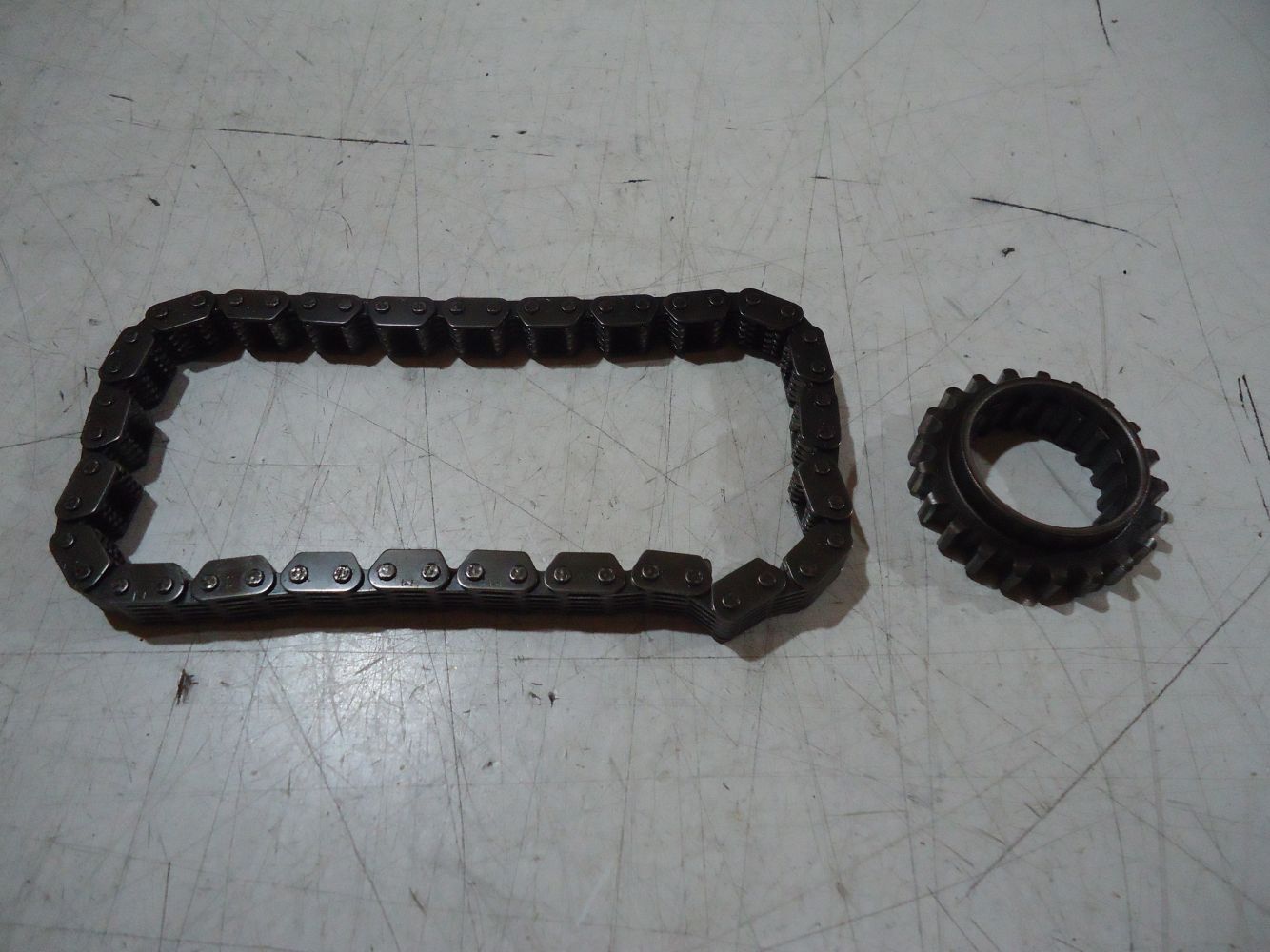 Kawasaki ZZR1100 Engine Alternator Chain & Gear