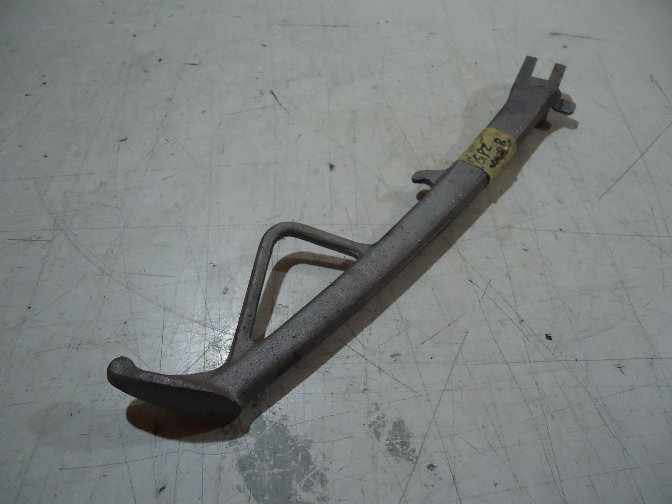 Kawasaki GPZ400R Side Prop Stand