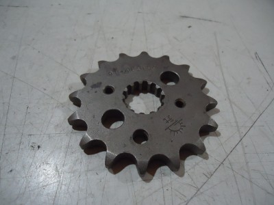 Kawasaki ZX9R Front Sprocket