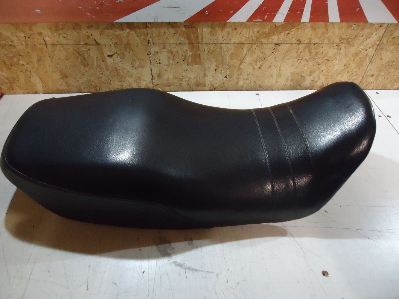 Kawasaki GPZ305 Seat