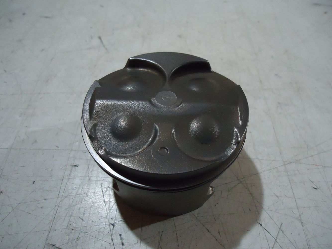 Suzuki GSXR600 SRAD Engine Pistons GSX-R600 Pistons