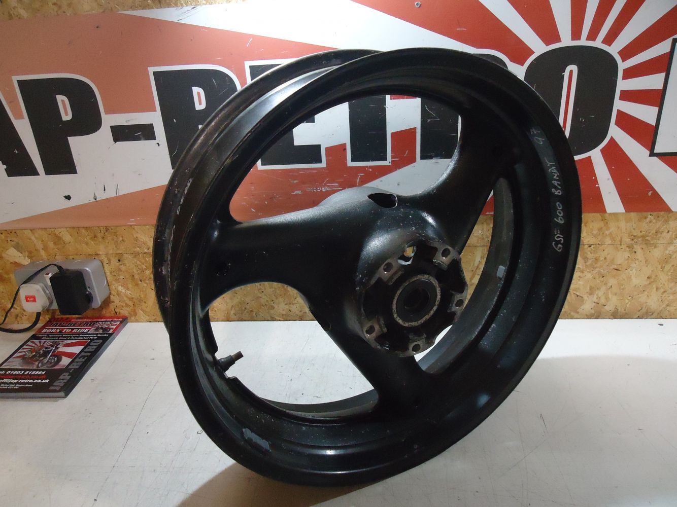 Suzuki GSF600 Bandit Rear Wheel