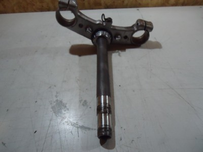 Suzuki GSF600 Bandit Lower Fork Yoke