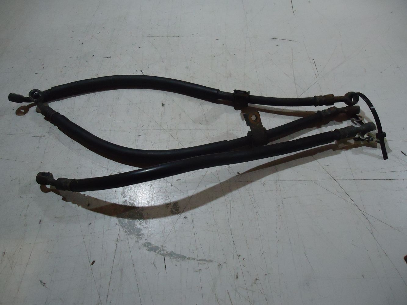 Suzuki GSF600 Bandit Front Brake Hose Lines