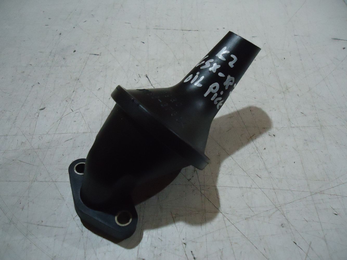 Suzuki GSXR750 Engine Oil Strainer Pick Up