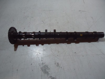 Suzuki GSR750 Engine Camshaft