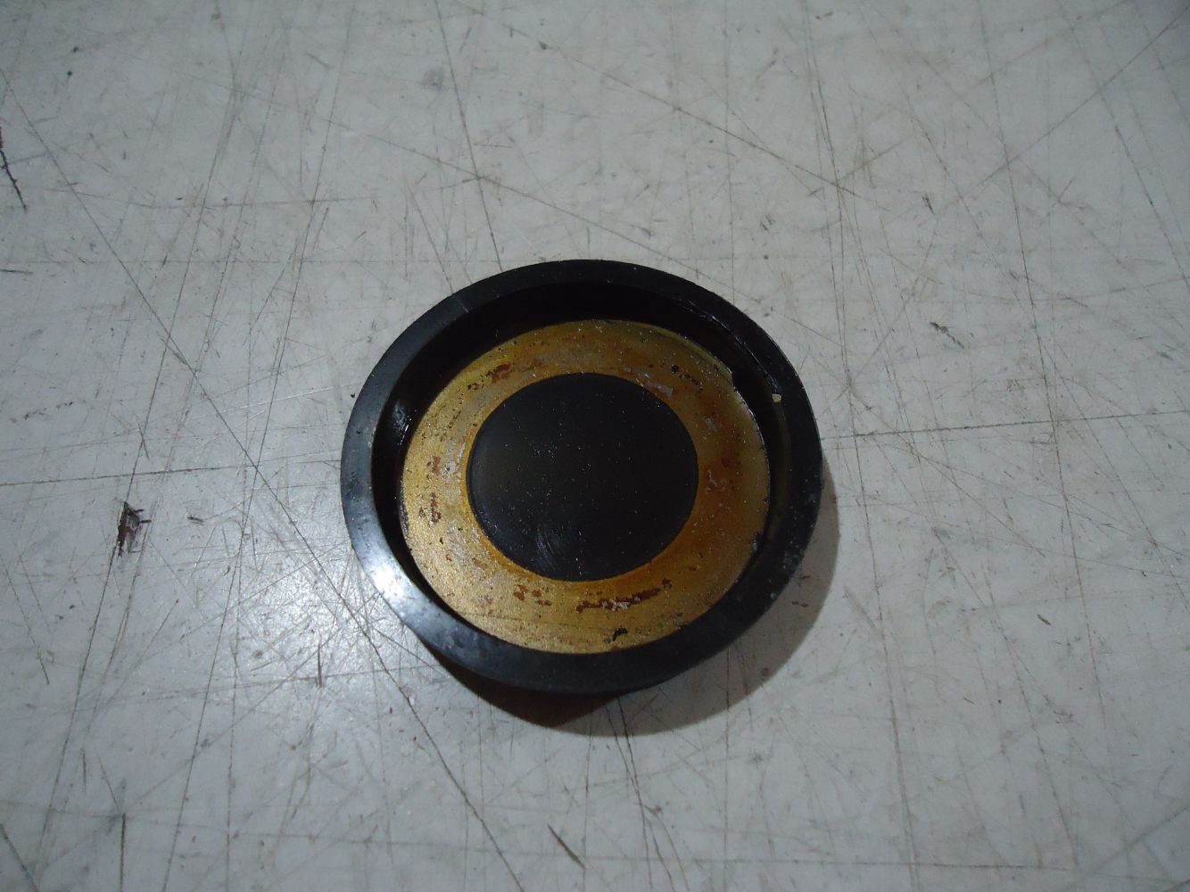 Yamaha XJ900s Diversion Engine Crankshaft Cap XJ900