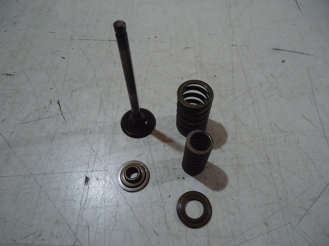 Yamaha XJ900s Diversion Engine Valve XJ900 Valves