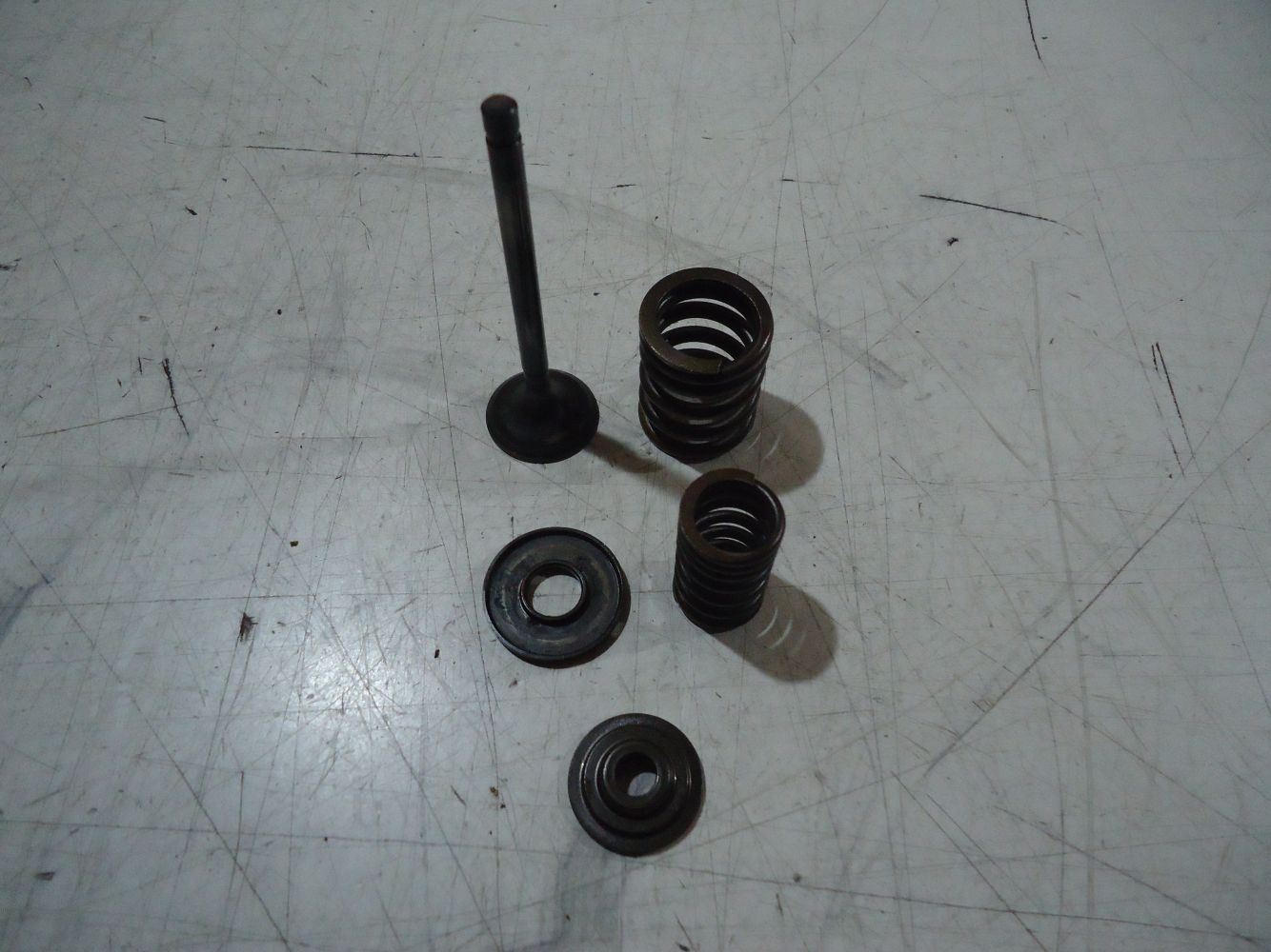 Yamaha XJ600F Pre Diversion Engine Exhaust Valve XJ600 Valves