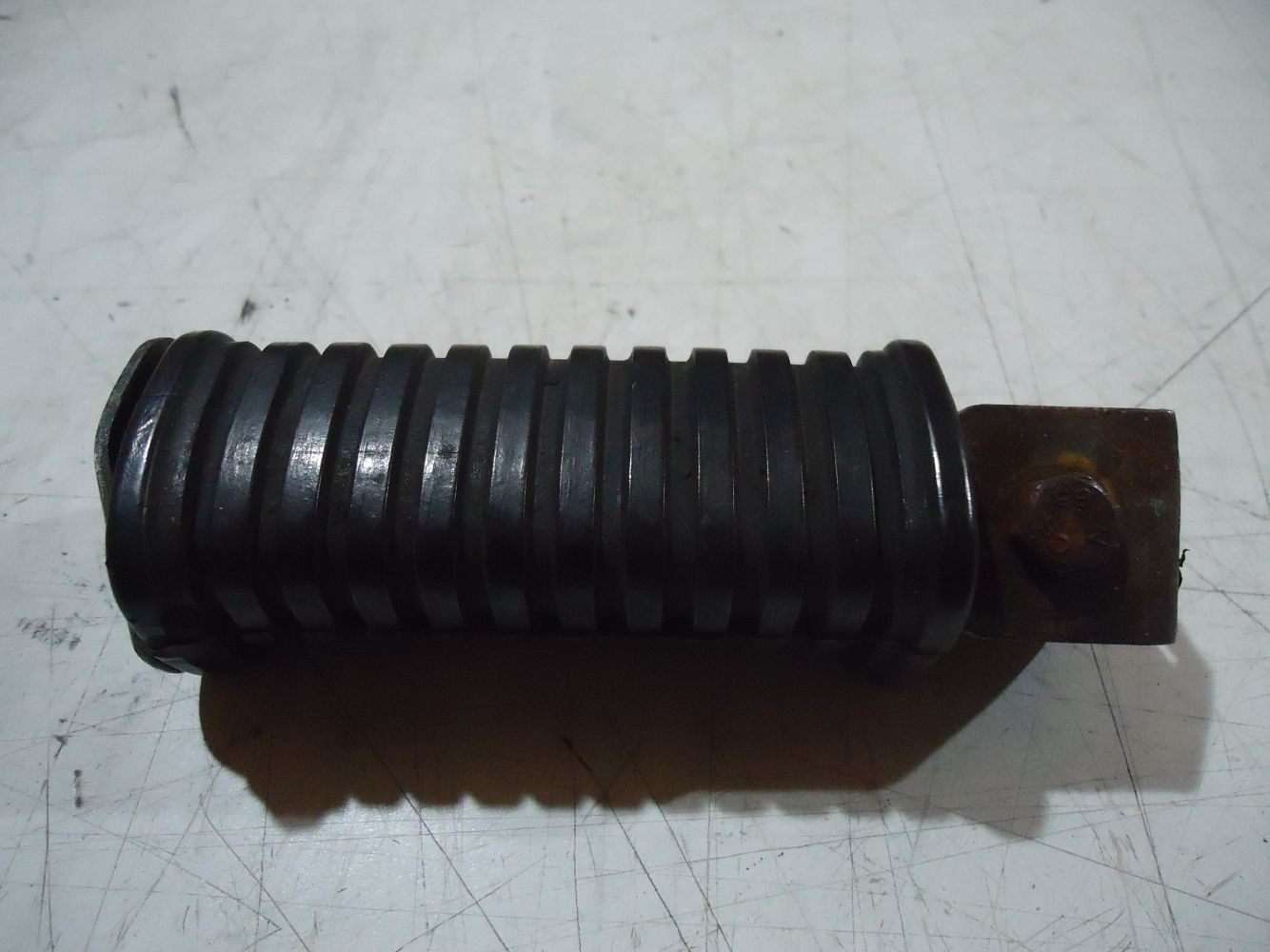 Yamaha XJ600F Pre Diversion Rear Footrest XJ600