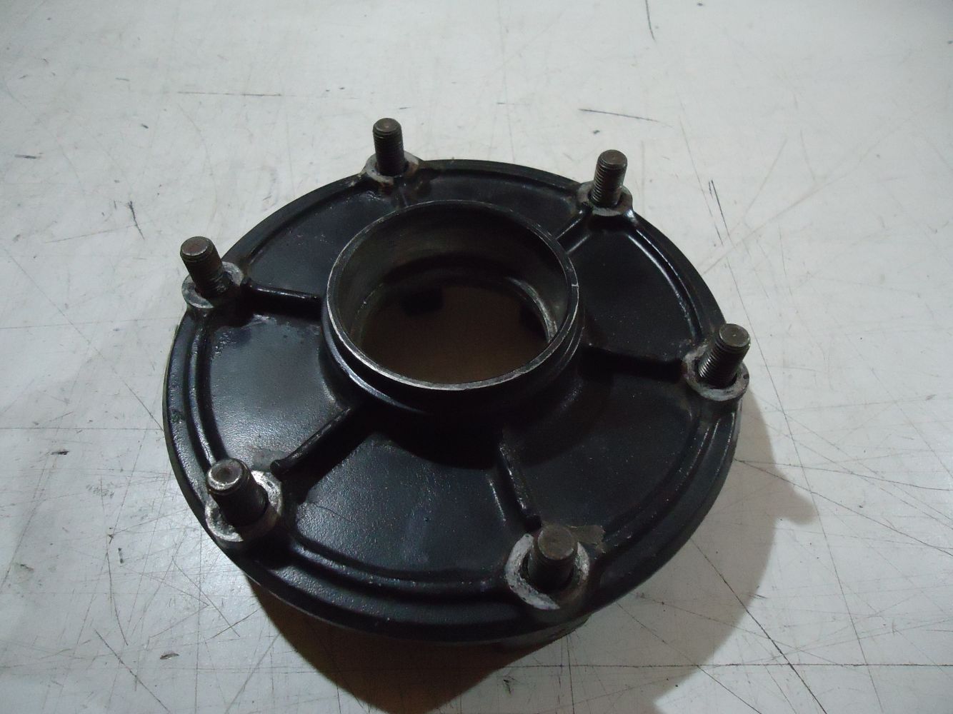 Yamaha FZR600 Rear Wheel Hub Sprocket Carrier