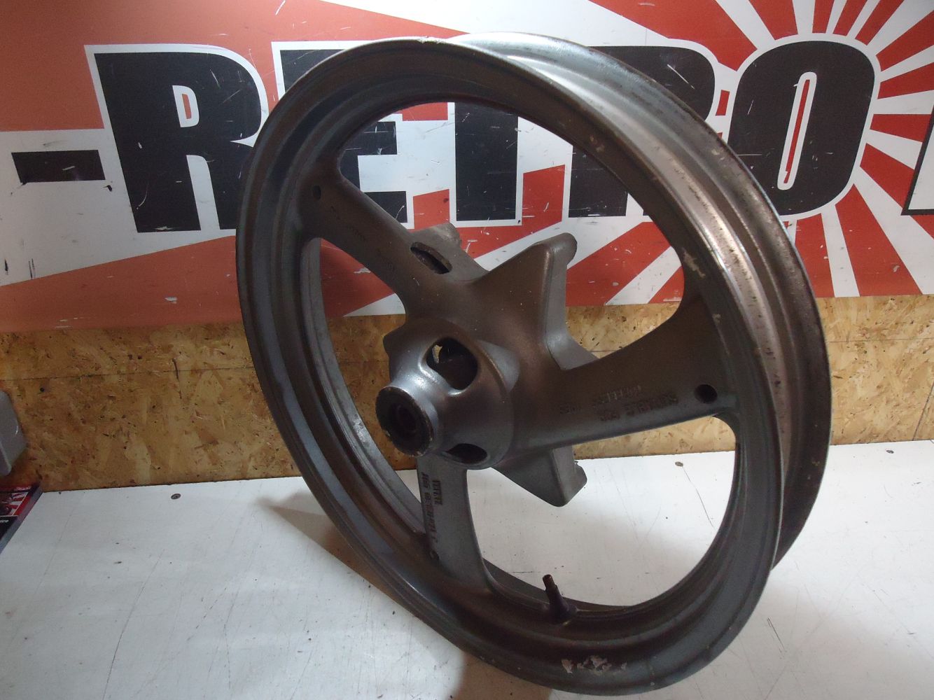 Yamaha XJ600 Diversion Front Wheel