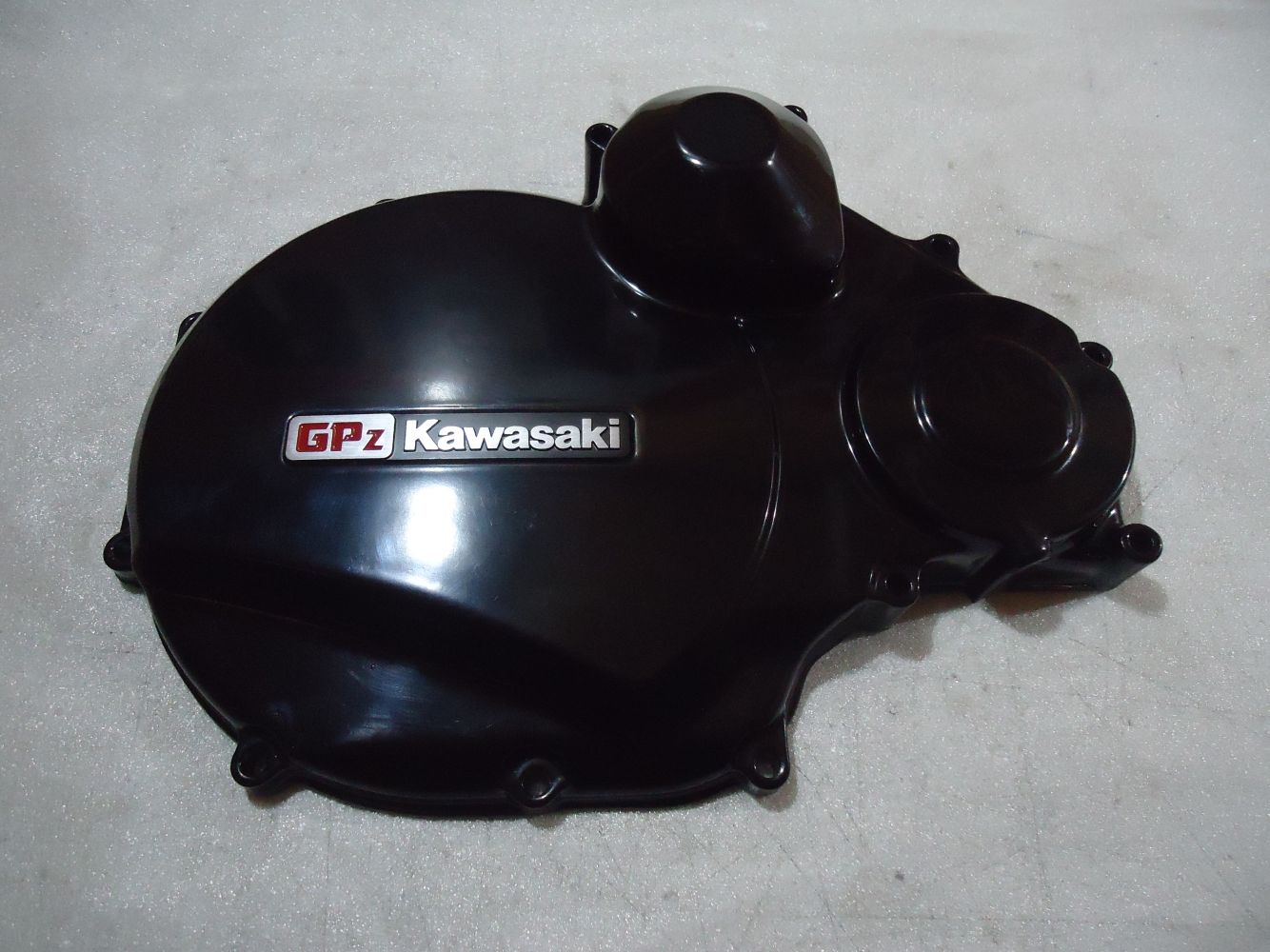 Kawasaki GPZ900R Engine Clutch Cover Casing GPZ900