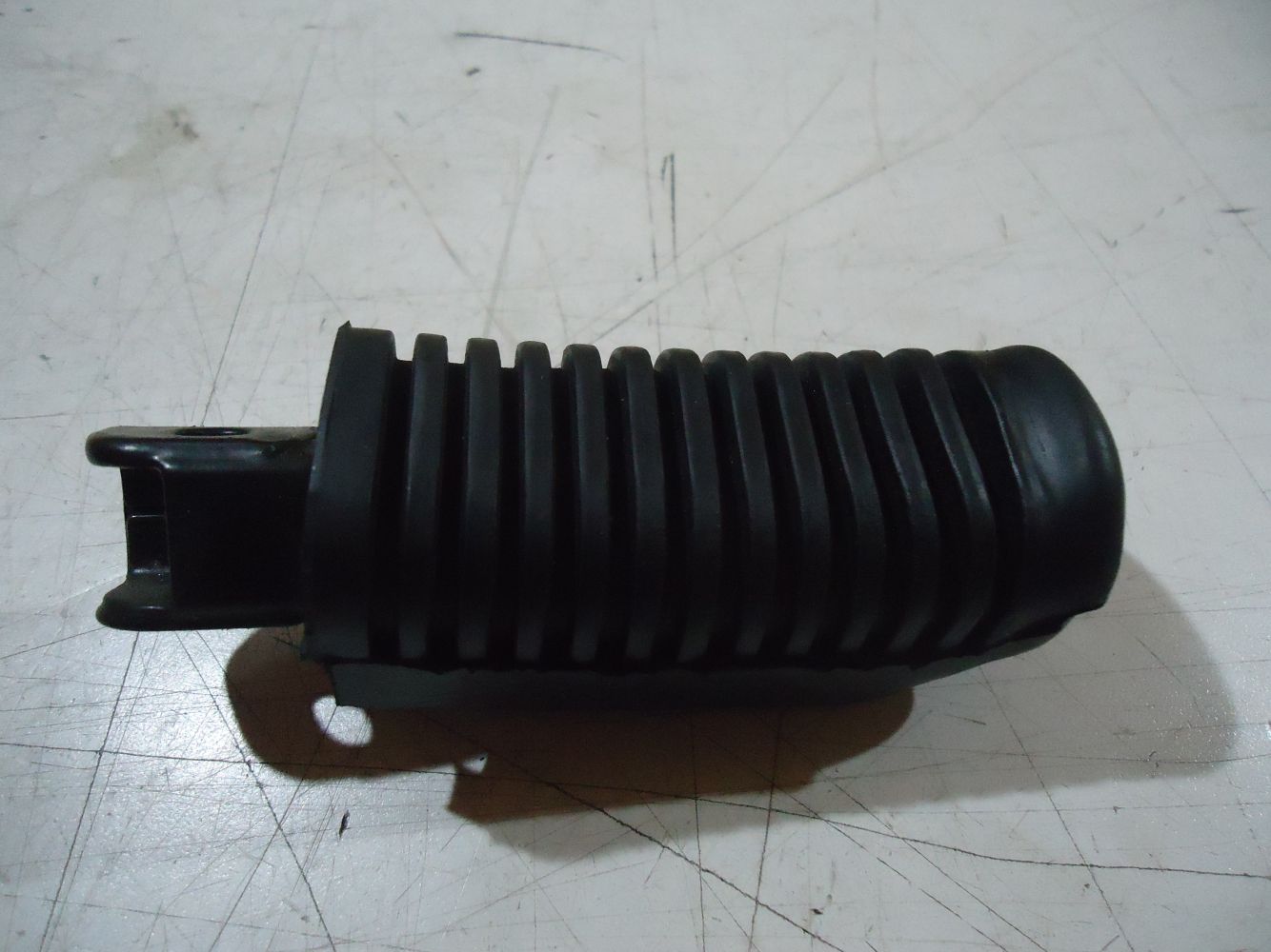 Yamaha XJ550 Front Footrest