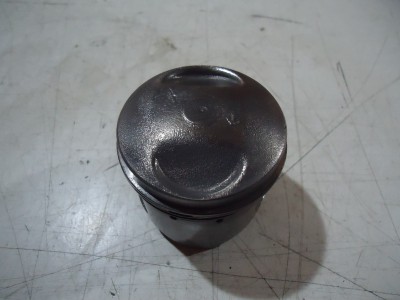 Yamaha XJ550 Engine Piston XJ 550 Pistons