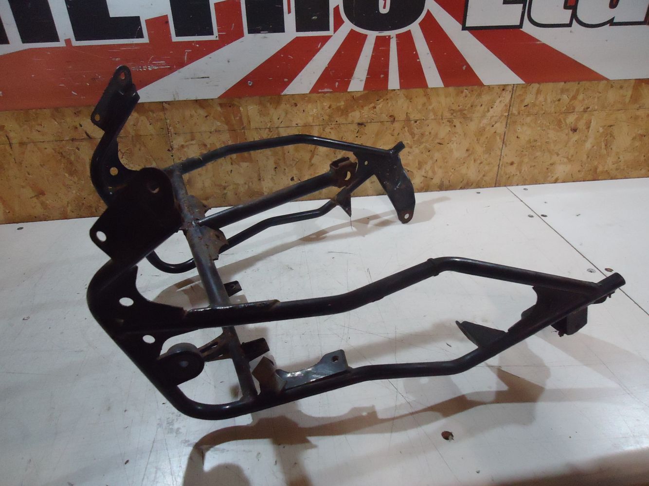 Kawasaki GPZ750R Front Frame Fairing Stay