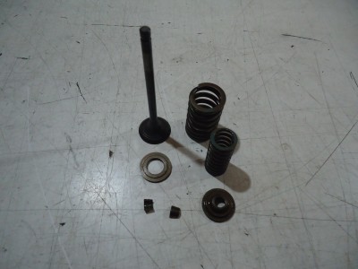 Yamaha FJ1200 Exhaust Valve FJ1200 Engine Valves