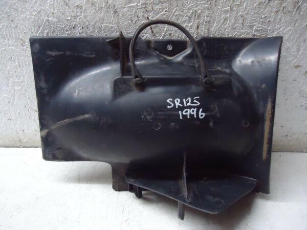 YAMAHA SR125 REAR INNER FENDER 1996 