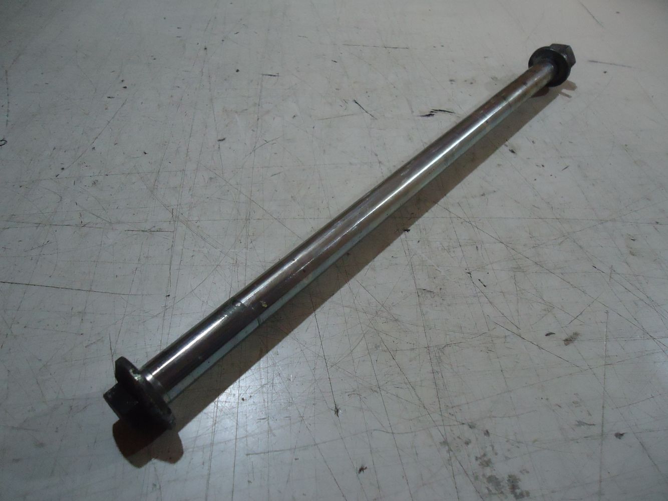 Yamaha FJ1200 Swingarm Spindle Axle