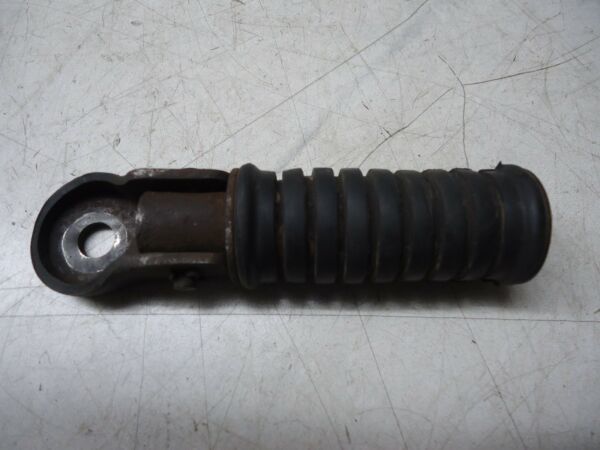 Yamaha SR125 Rear Footrest