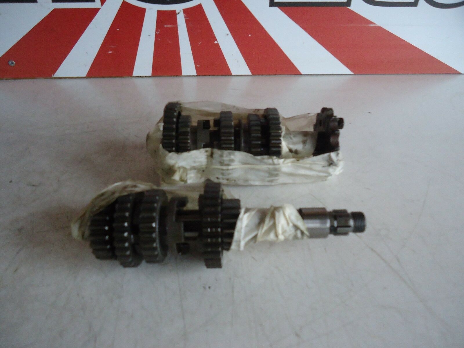 YAMAHA SR125 GEARBOX 