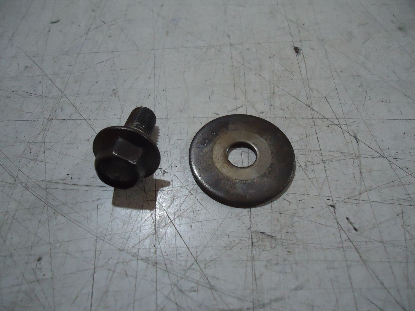 Honda CBR900RR Fireblade Front Sprocket Bolt SC28