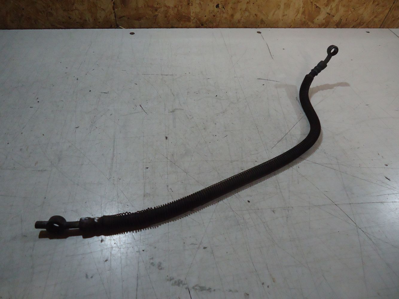 Kawasaki GPZ900R Rear Brake Hose Line