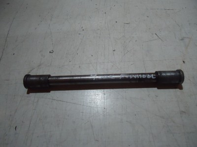 Kawasaki GPZ900R Front Wheel Spindle Axle