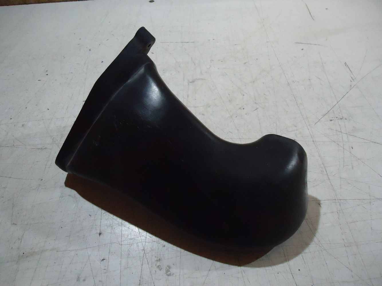 Yamaha FJ1200 R-H Fairing Air Intake Pipe