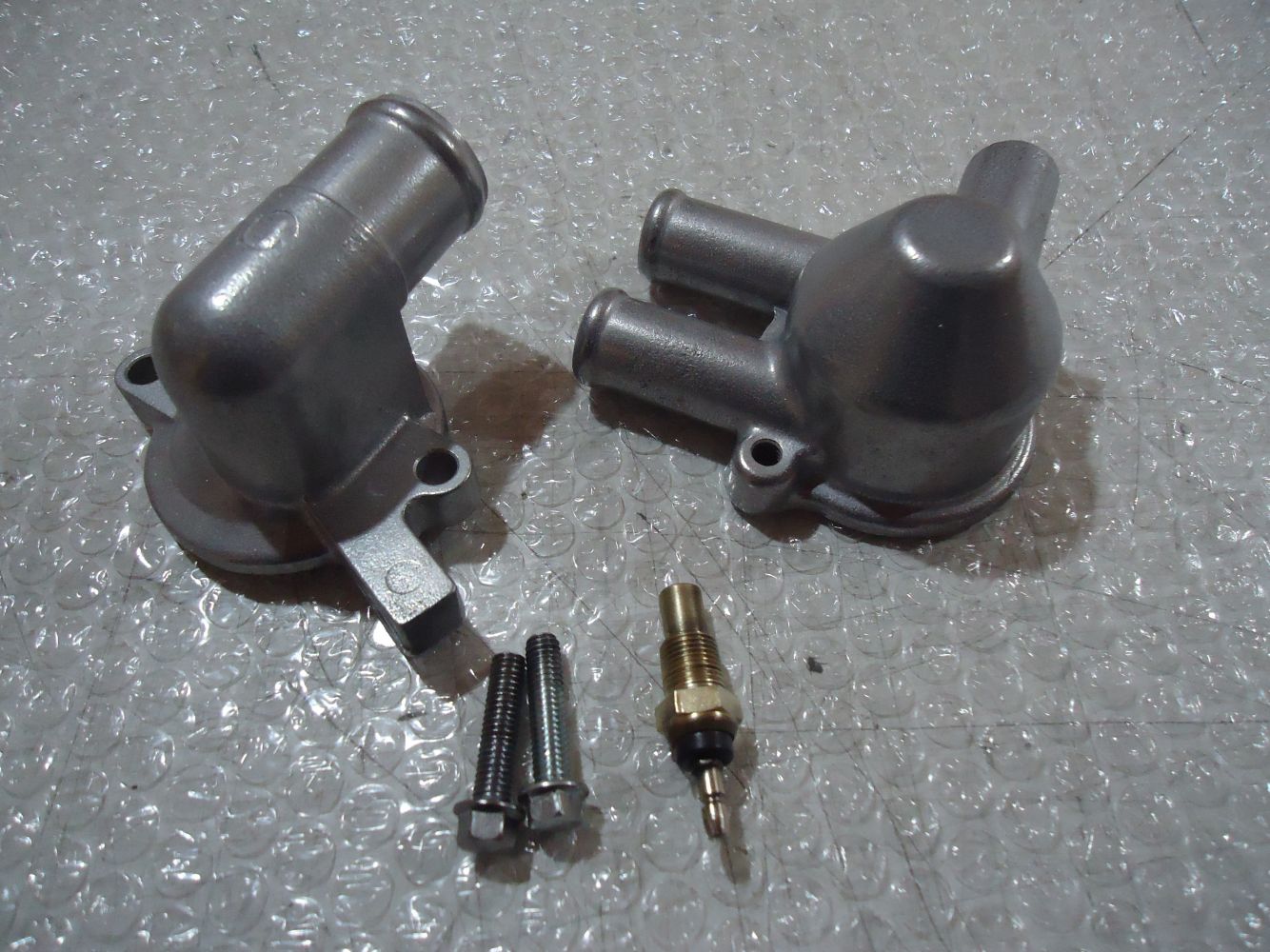 Honda VFR750F Thermostat Housing