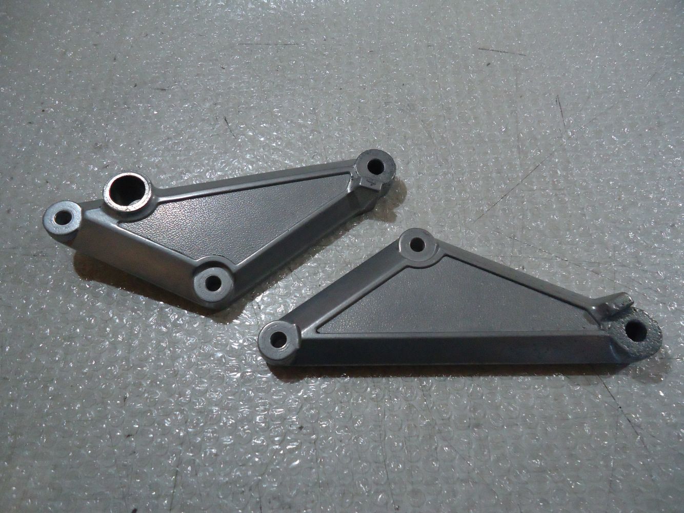 Kawasaki KZ550 LTD Footrest Hangers Z550 Footpeg Hanger