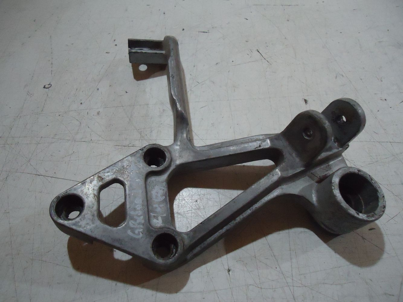 Kawasaki GPX600R L-H Rear Footrest Hanger