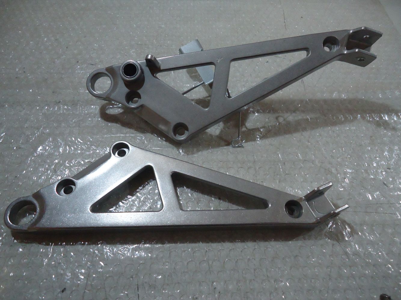 Honda VT500E Footrest Hangers VT500 Footpeg Hanger Mount Brackets