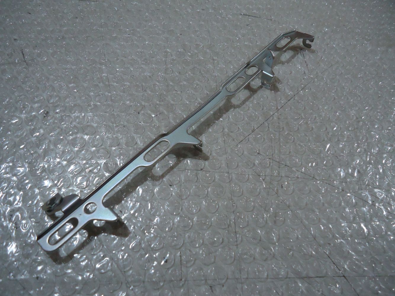Kawasaki GPX750R Carb Choke Rail GPX750 Carburettor