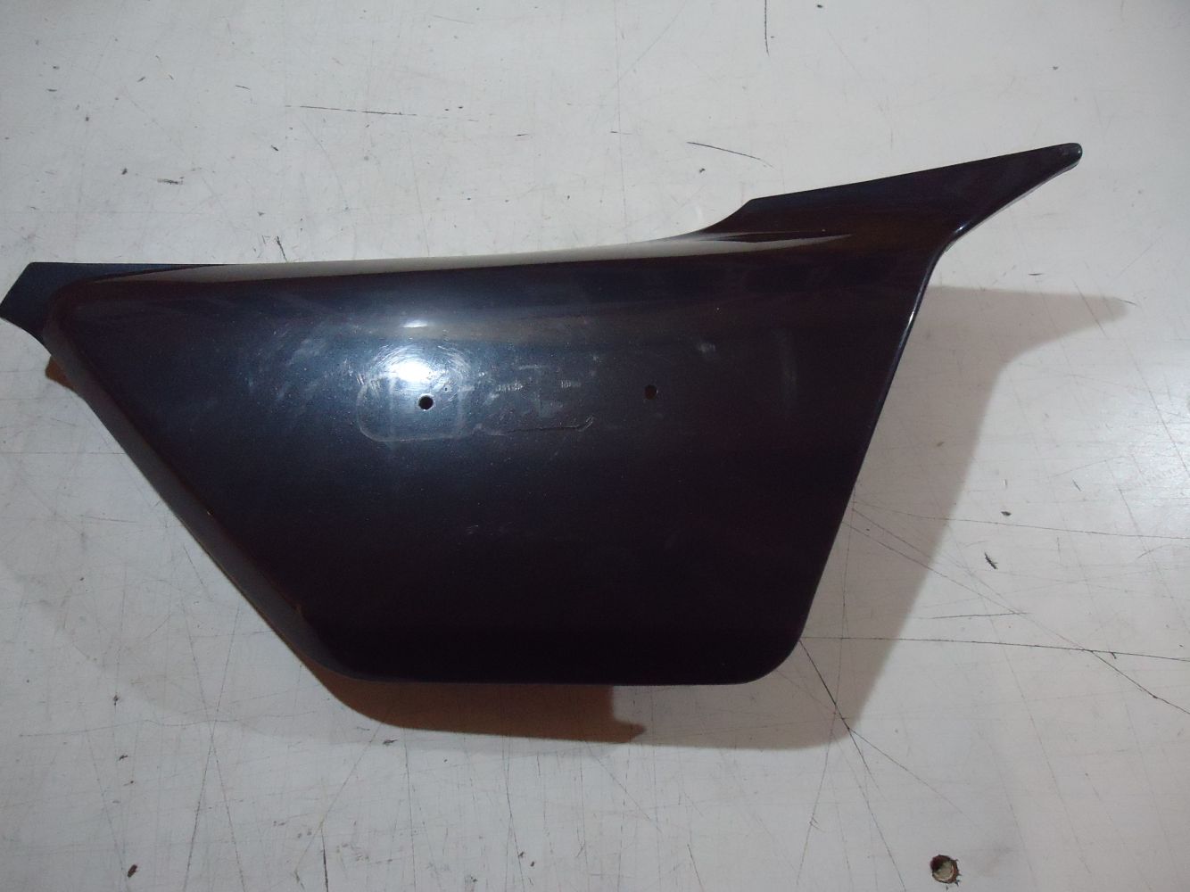 Suzuki GS850G R-H Side Panel GS850