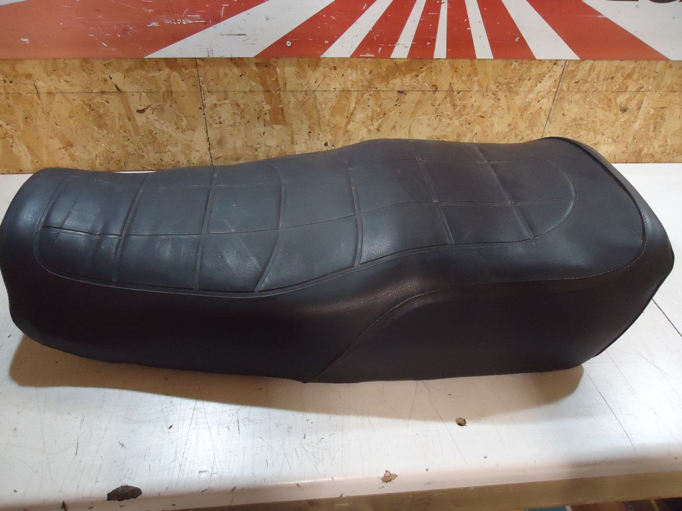 Suzuki GS850G Seat Base GS850 Seat